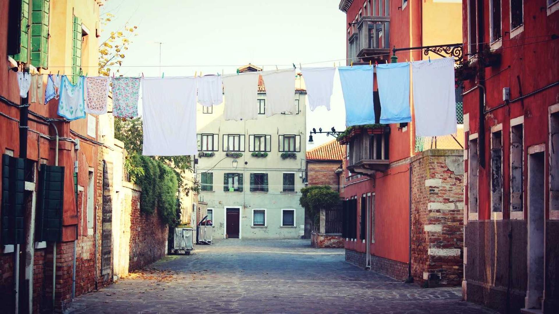 Random image from Lorem Picsum