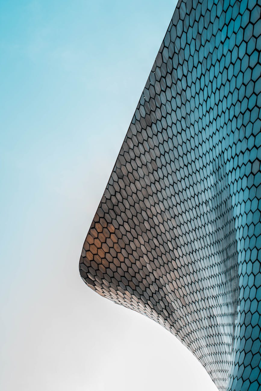 Striking modern architecture of Museo Soumaya with unique curved honeycomb design.