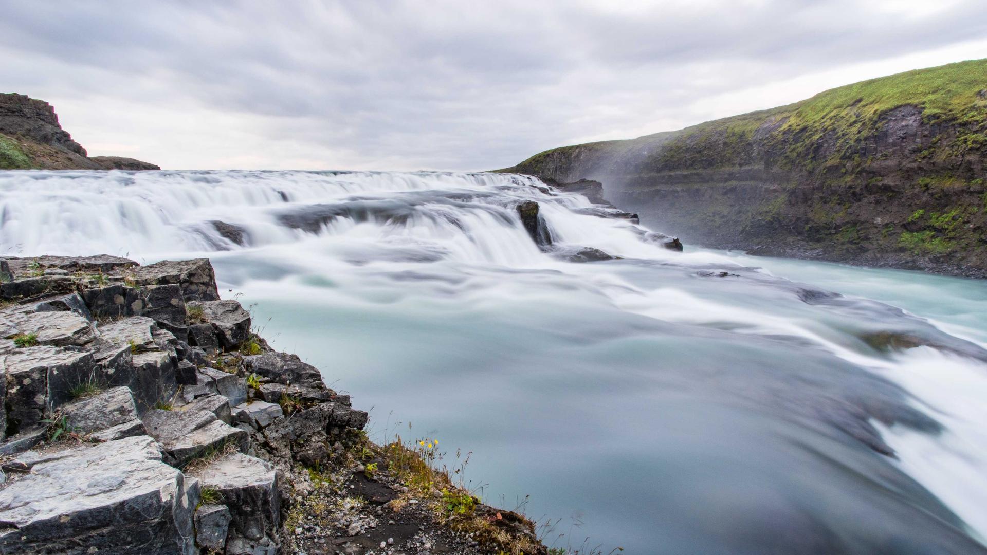 Random image from Lorem Picsum