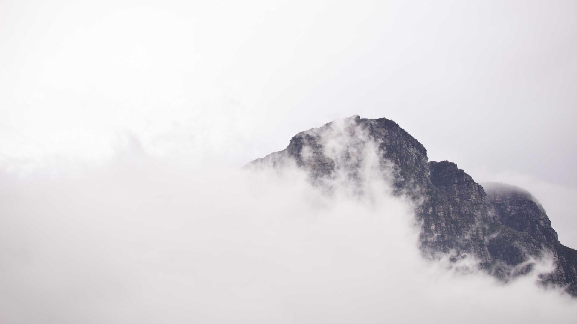 Random image from Lorem Picsum