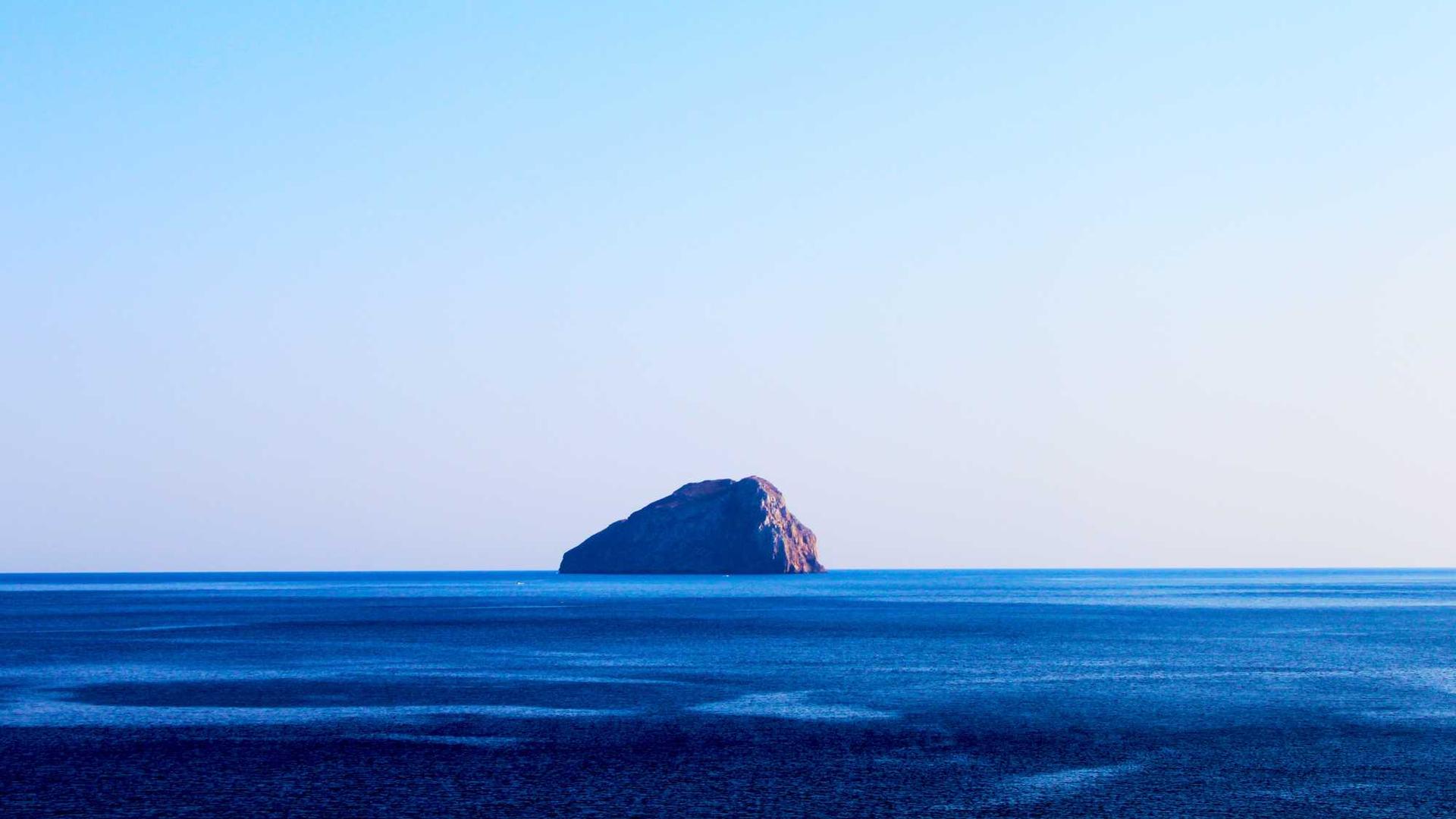 Random image from Lorem Picsum